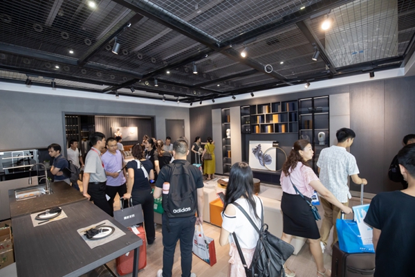 为美定调,圣象木作一体化展厅亮相2019中国建博会(广州) 为美定调,圣象木作一体化展厅亮相2019中国建博会(广州)