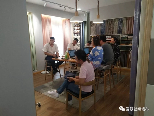 蜀绣墙布上海汶水红星等四店产品知识介绍与酷家乐软件培训成功开展
