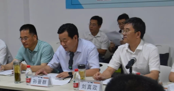 山东智赢门窗系统有限公司与山东交通学院产学研战略合作签约暨揭牌仪式顺利举行 山东智赢门窗系统有限公司与山东交通学院产学研战略合作签约暨揭牌仪式顺利举行