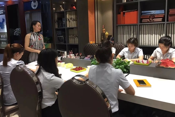 摩力克窗帘韶关专卖店蒋总：打造学习型团队，用专业征服客户