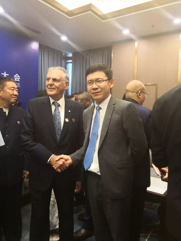 绿芙莱董事长徐建军受邀出席首届世界长寿论坛暨生命科学大会，共探长寿密码！