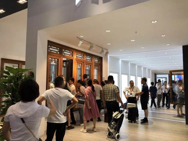 新欧门窗中国建博会(广州)新品发布和招商取得巨大成功,全面诠释意境美学 新欧门窗中国建博会(广州)新品发布和招商取得巨大成功,全面诠释意境美学