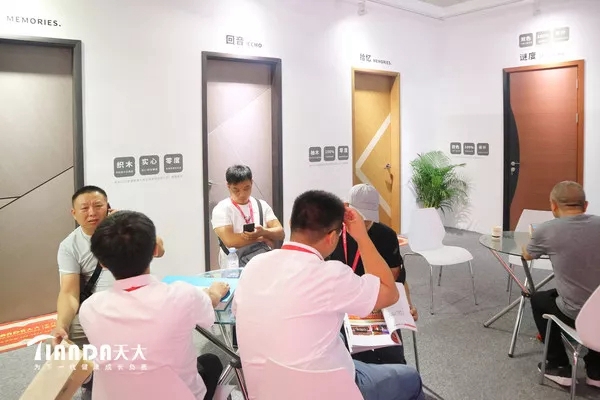 天大木门“10W+30Days”模式赋能终端