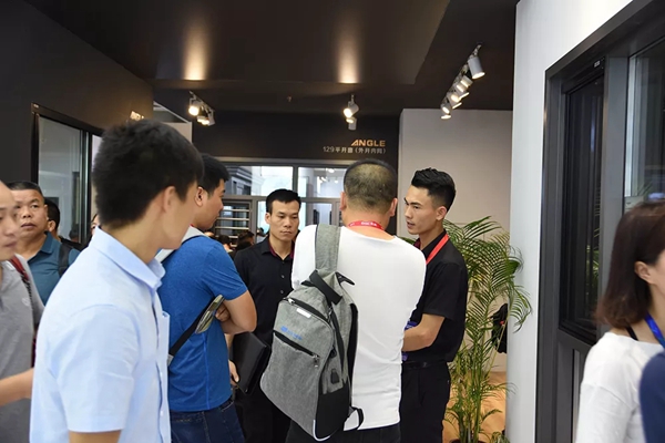 安格尔门窗2019中国建博会（广州）首日精彩回顾，亮点多多！