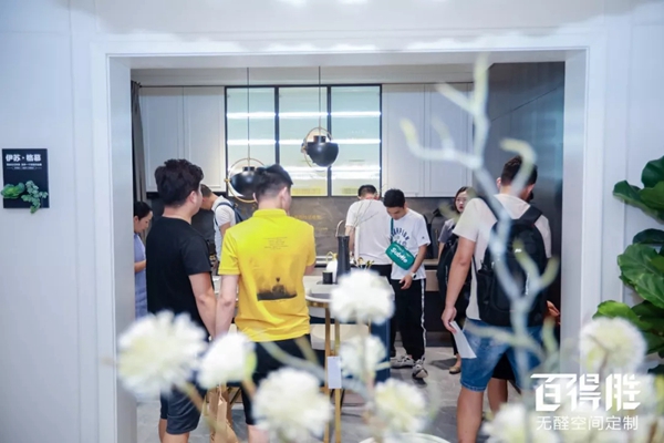 百得胜全屋定制建博会大放异彩，小家居大融合实力圈粉！