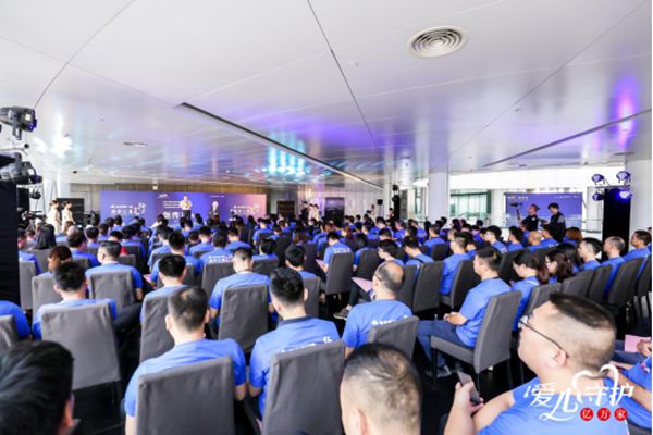  圣堡罗门窗免费为窗户系上“安全带” 用爱守护亿万家
