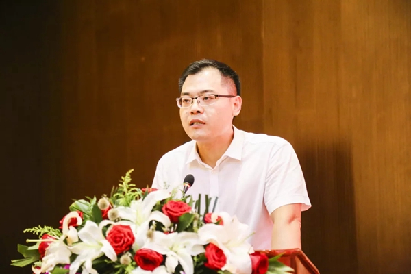 金鹏控股集团第二期新入职干部集训圆满收官