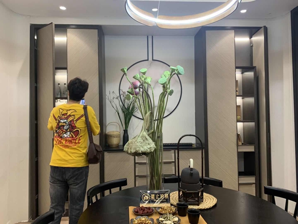 2019中国建博会(广州)|莫干山全屋定制梁琦:拎包入住是企业发展新的突破口 2019中国建博会(广州)|莫干山全屋定制梁琦:拎包入住是企业发展新的突破口