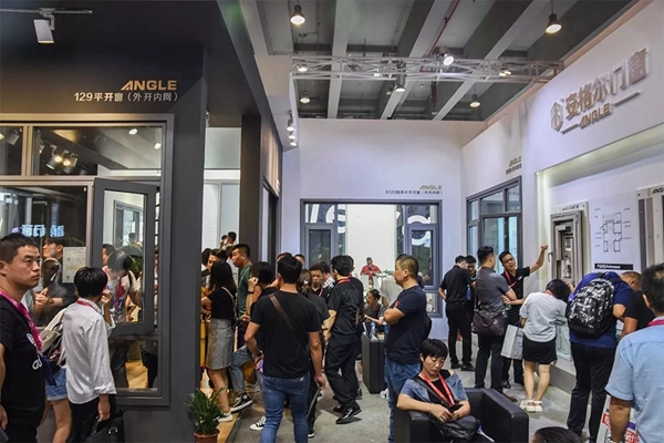 安格尔门窗2019中国建博会（广州）完美收官，开创更加美好的未来！