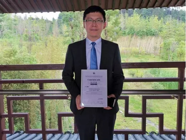 绿芙莱董事长徐建军受邀出席首届世界长寿论坛暨生命科学大会，共探长寿密码！