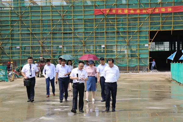 金鹏控股集团迎接华振金融控股集团领导一行莅临考察指导