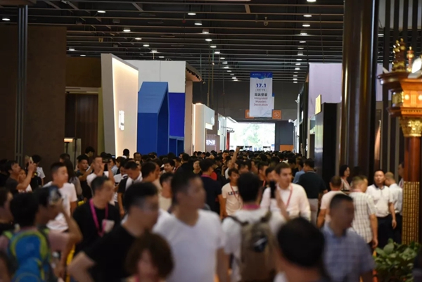 米兰之窗在2019中国建博会（广州）又双叒叕发生大事了！