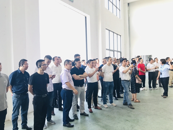 广东省门业协会走进集泰股份产业基地进行业交流