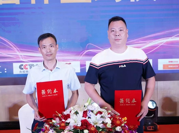 丽绣刺绣无缝墙布2019品牌战略升级峰会精彩回顾