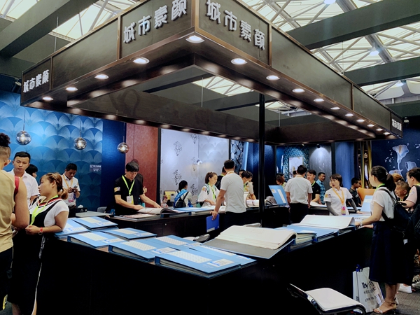 上海墙纸墙布展丨城市素颜墙布夏丽娟:形成软装一体化产品发展体系