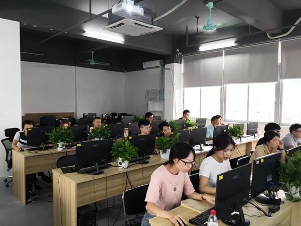 六喜源三维家专场培训圆满结束，将带给业主非常直观的装修效果感受