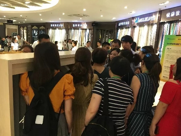 摩力克窗帘双面帘在秋季新品订货会首发上市
