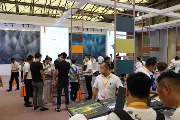 米兰壁纸·墙布携多款2019秋季重磅新品燃爆上海展会
