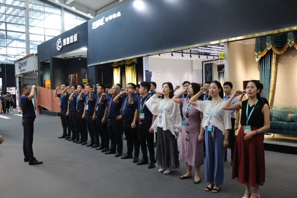 如鱼得水窗帘精品＆溢彩品牌闪耀绽放深圳家纺展 