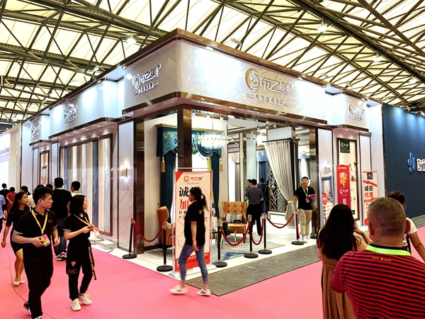 上海墙纸墙布展丨布之美窗帘蔡东京:育商是品牌的责任