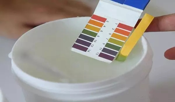 罗尔辅料告诉你贴墙纸用糯米胶都有哪些好处