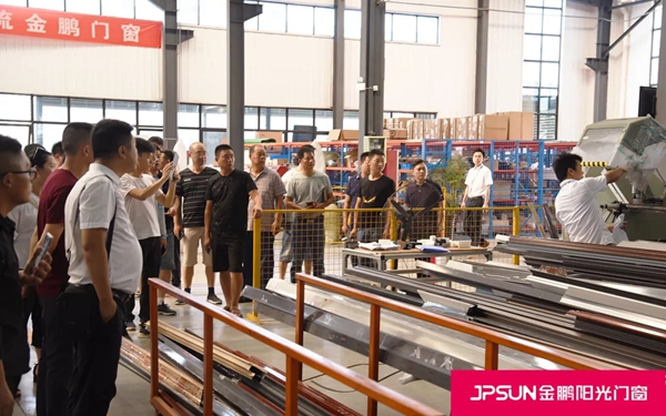 金鹏阳光门窗整装新零售模式分享会圆满举行