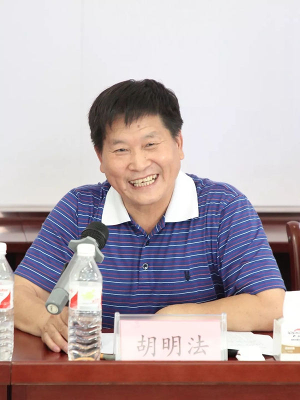 合力门业热烈欢迎乡贤联谊会各会长莅临指导