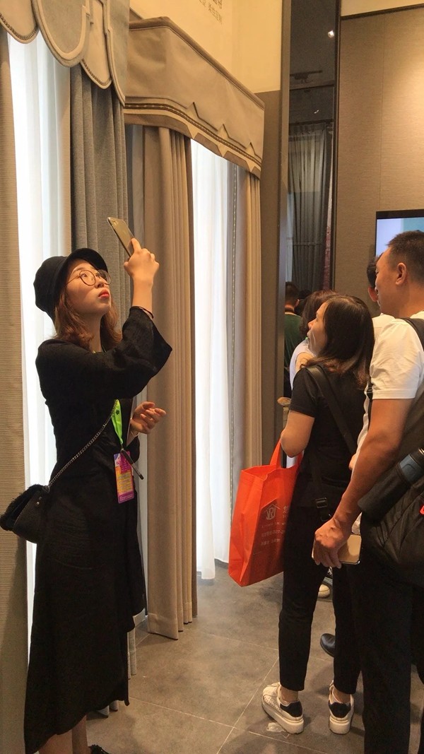 雅琪诺窗帘新品首次面世2019上海展 获参观者高度肯定