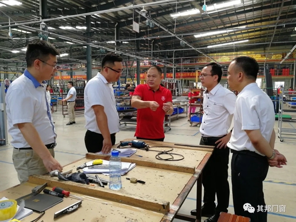 其邦门窗迎接新豪轩门窗管理团队莅临交流