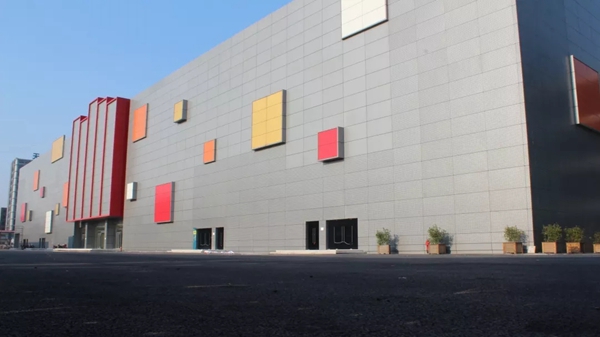 城市客厅正式入驻品牌布艺基地 参展新品设计感十足