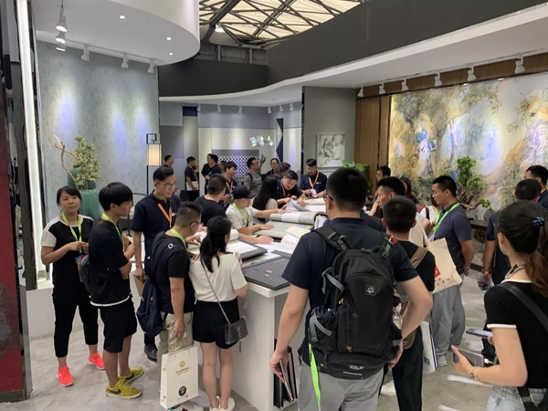 诗画江南壁布上海展会成绩喜人 未来与您共创财富