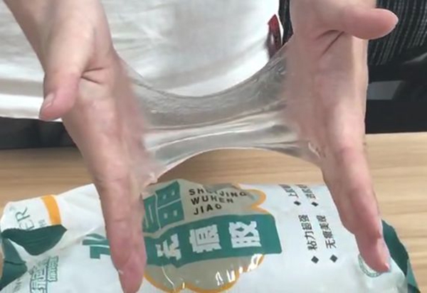 罗尔辅料告诉你贴墙纸用糯米胶都有哪些好处
