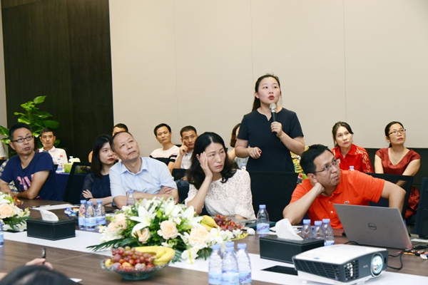 走进慕思产业总部 探索慕思 “智造”秘技