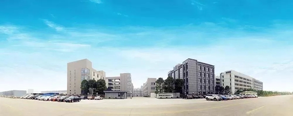 派雅门窗品牌形象广告亮相六大国际机场