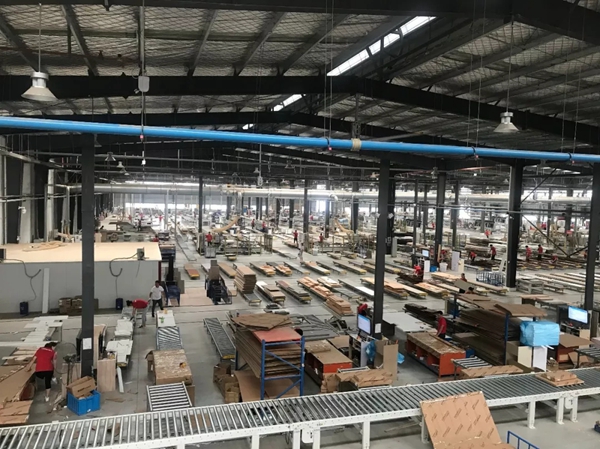科凡全屋定制财富分享会走进六安 探索4.0智能制造魅力