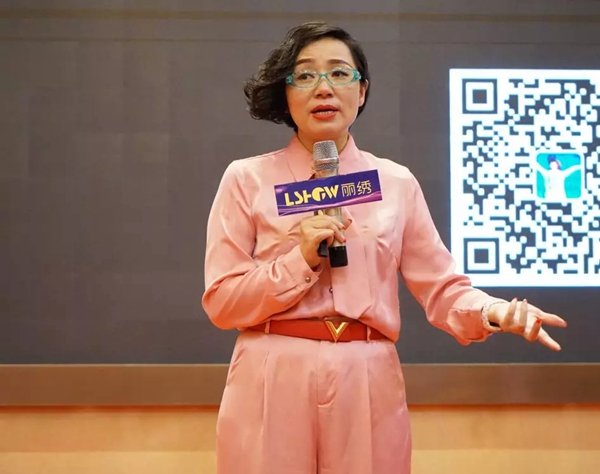 丽绣刺绣无缝墙布2019品牌战略升级峰会精彩回顾