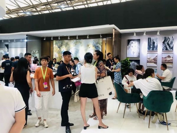 诗画江南竹纤维基底墙布惊艳上海展 引领生态新高度 诗画江南竹纤维基底墙布惊艳上海展 引领生态新高度