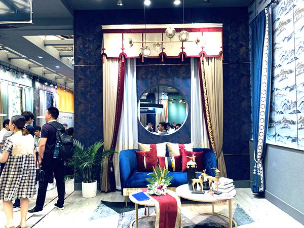 上海墙纸墙布展丨雅诗澜窗帘墙布邹胜平:走“互联网+”新模式 上海墙纸墙布展丨雅诗澜窗帘墙布邹胜平:走“互联网+”新模式