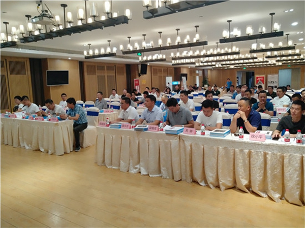 2019南浔整木定制家居协会、木门协会全体会员大会顺利召开