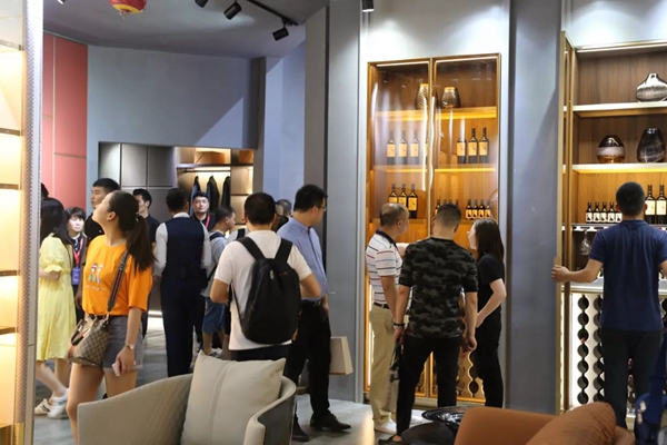 拾木集全屋高端定制红透2019中国建博会(广州) 拾木集全屋高端定制红透2019中国建博会(广州)