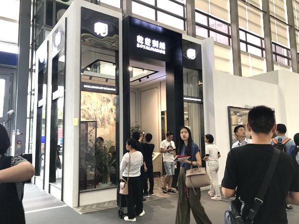 深圳家纺展丨乾庄刺绣汪建卫:整体打造终端零售 深圳家纺展丨乾庄刺绣汪建卫:整体打造终端零售