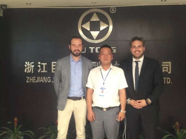 巨统门窗携手意大利五金名企AGB 共筑品质生活