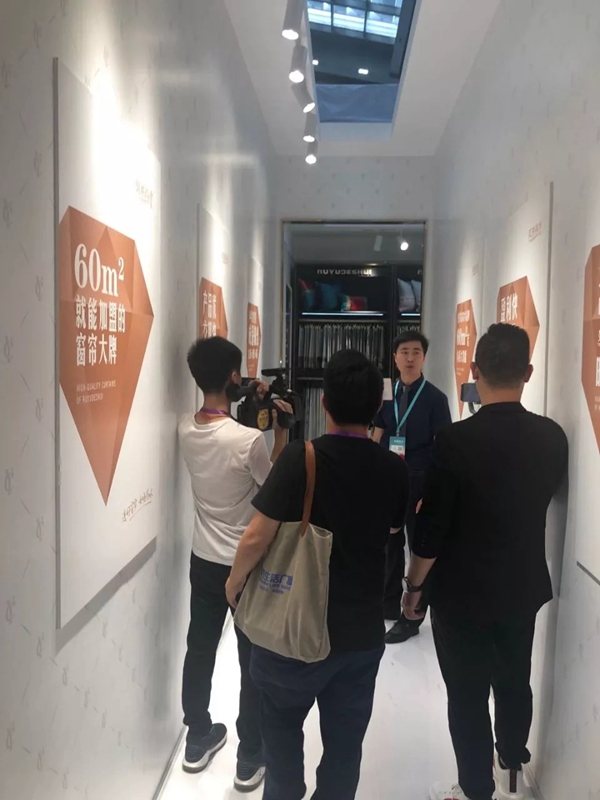 如鱼得水窗帘精品＆溢彩双品牌惊艳亮相深圳家纺展