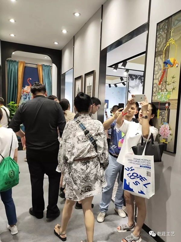乾庄刺绣上海墙纸墙布展完美收官 与您相约上海摩登家居展