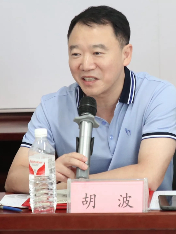 合力门业热烈欢迎乡贤联谊会各会长莅临指导