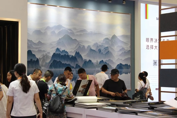 米兰壁纸·墙布携多款2019秋季重磅新品燃爆上海展会