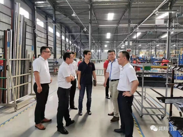 其邦门窗迎接新豪轩门窗管理团队莅临交流