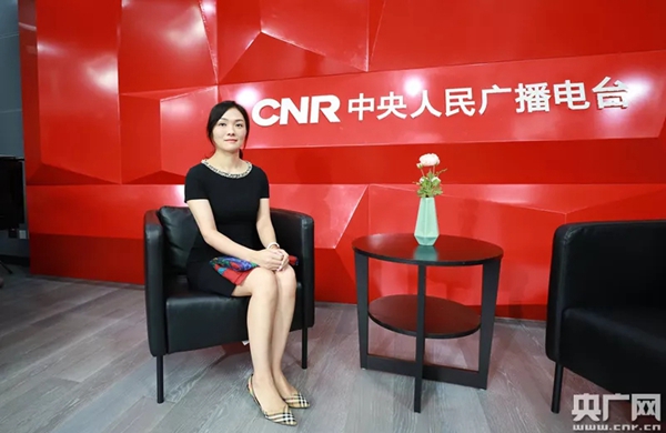伟业铝材李伟萍接受央广网专访