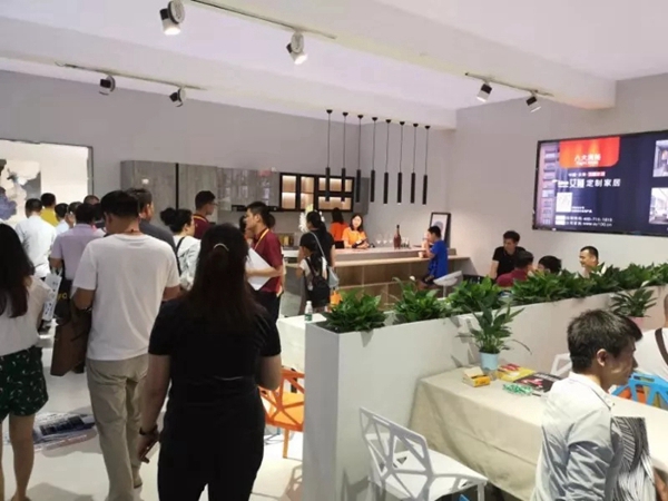 艾娅全屋定制变革卓有成效 7月业绩再创辉煌 艾娅全屋定制变革卓有成效 7月业绩再创辉煌