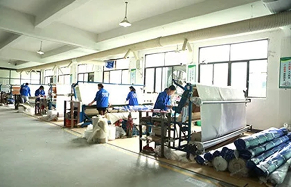 雅诗澜窗帘墙布欢迎杭州电子科技大学生前来实践考察